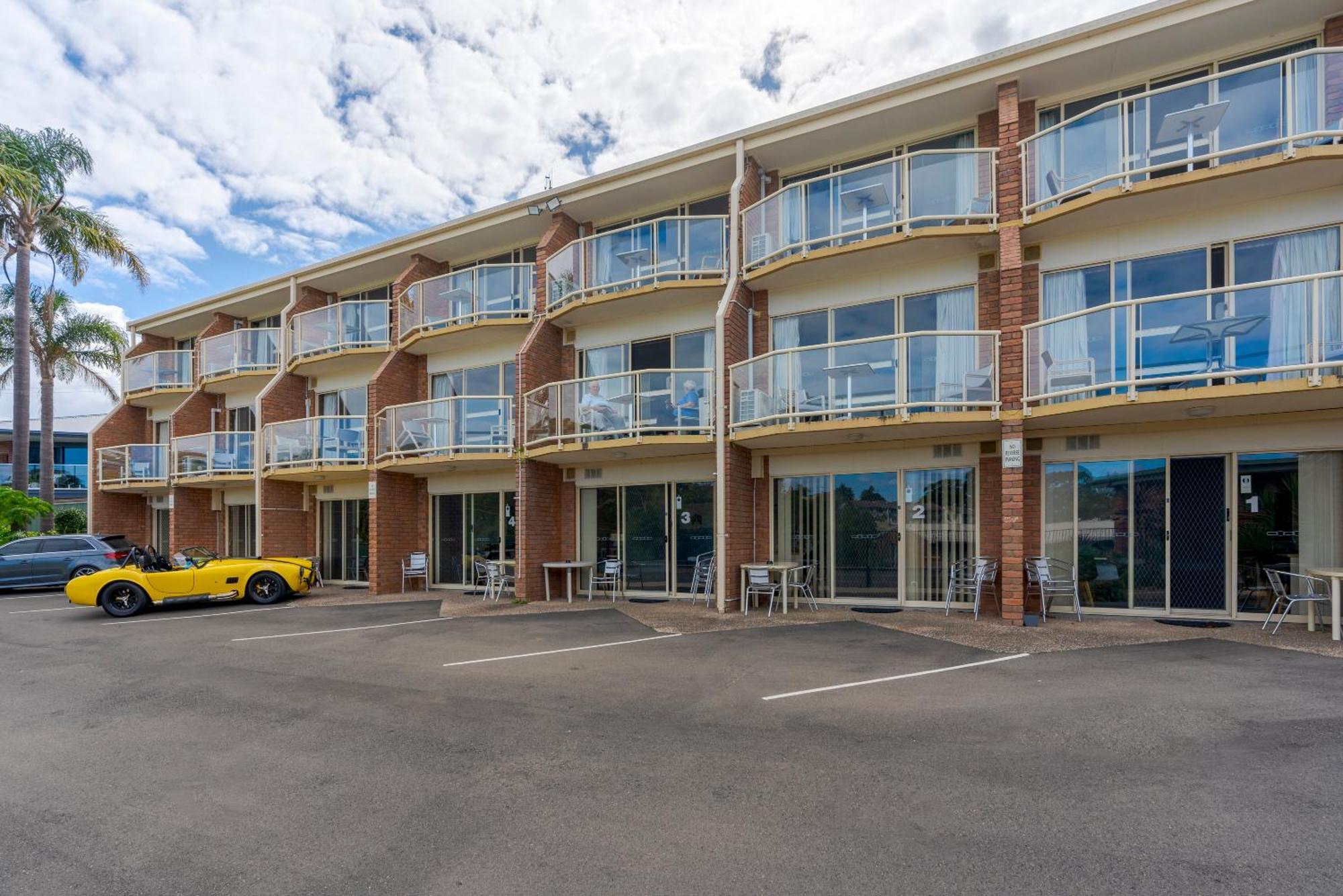 Sapphire Waters Motor Inn Merimbula Exterior photo