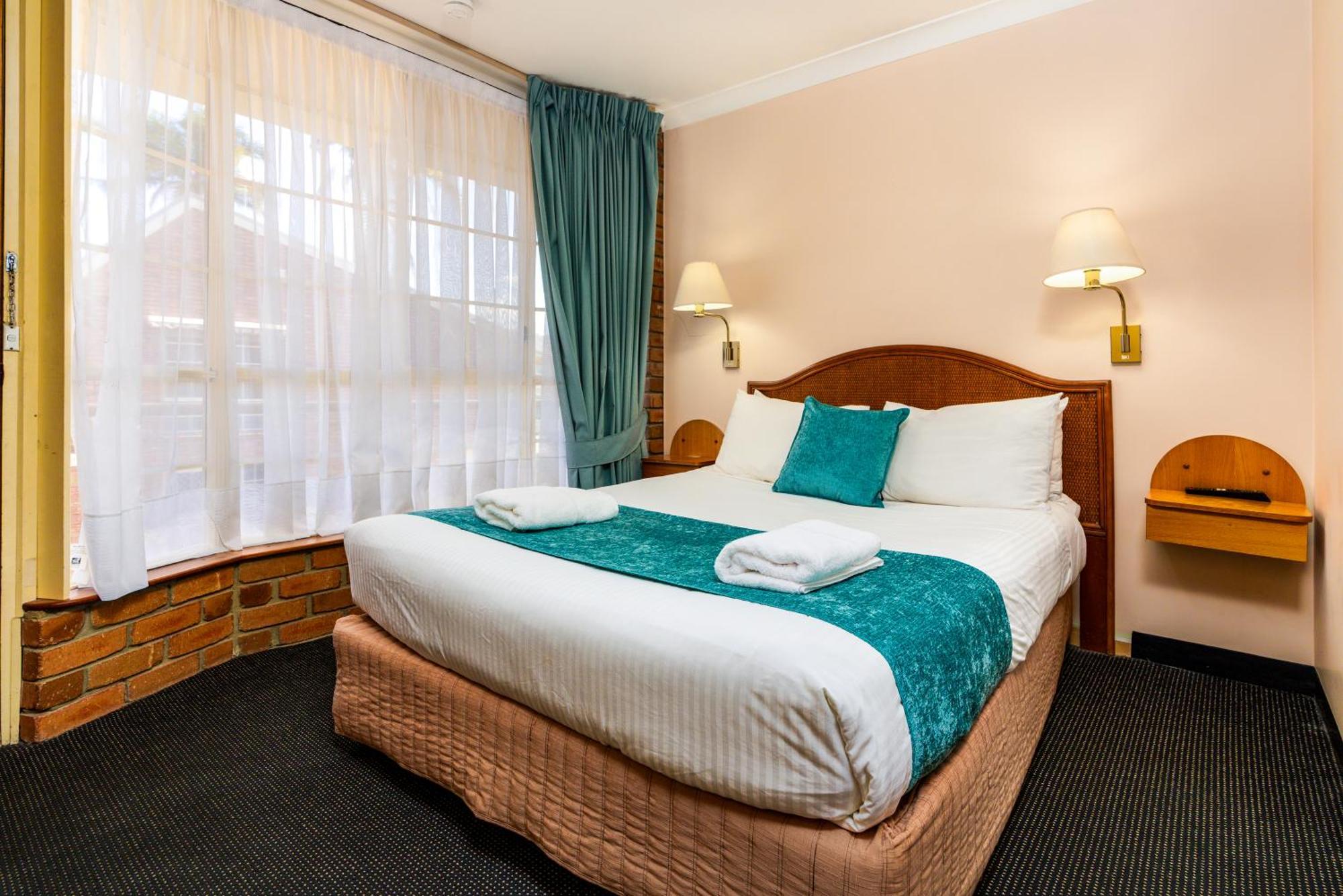 Sapphire Waters Motor Inn Merimbula Exterior photo